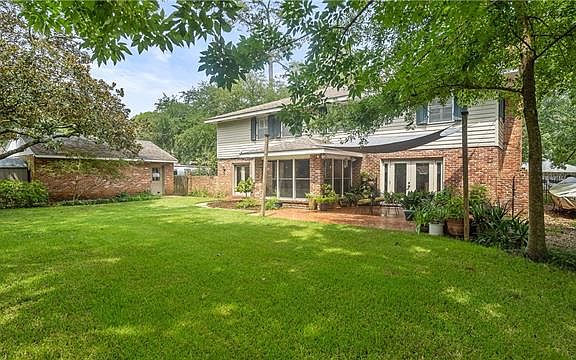 2nd image of 573 Marilyn Dr