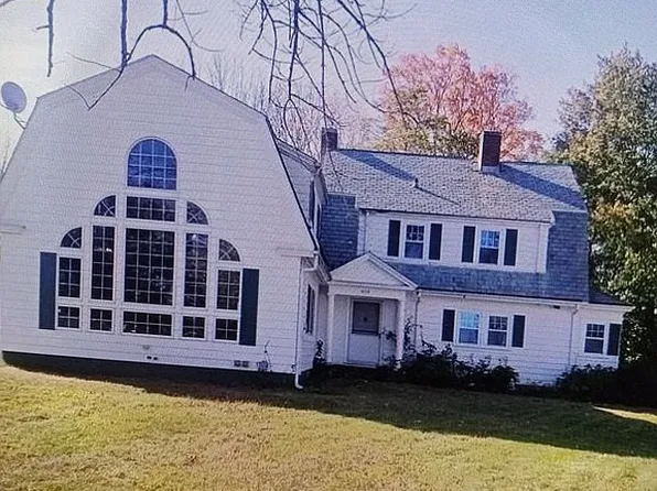 609 Norwich Rd, Plainfield, CT 06374