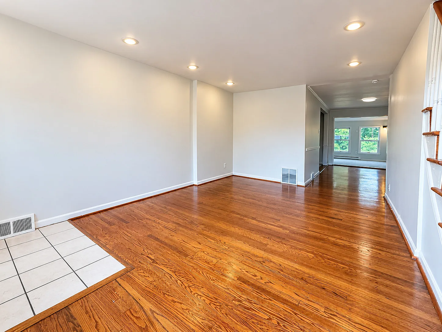 Four Bedrooms, Finished Basement & Off-Street Parking in Folcroft — Photo 3