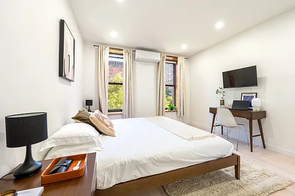 Bedroom, photo 3