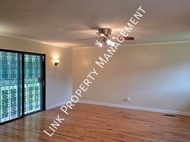 5407 Winniespan Rd — Photo 13