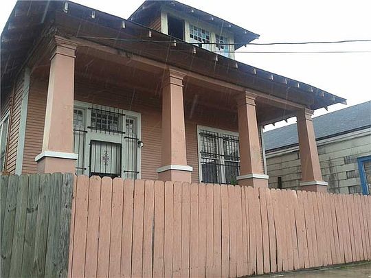 1st image of 1635 Frenchmen St