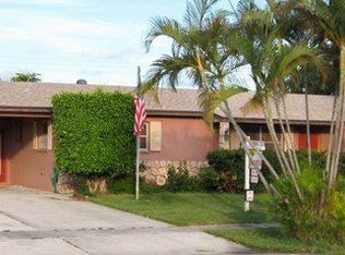 460 Palo Alto Dr, Palm Springs, FL 33461