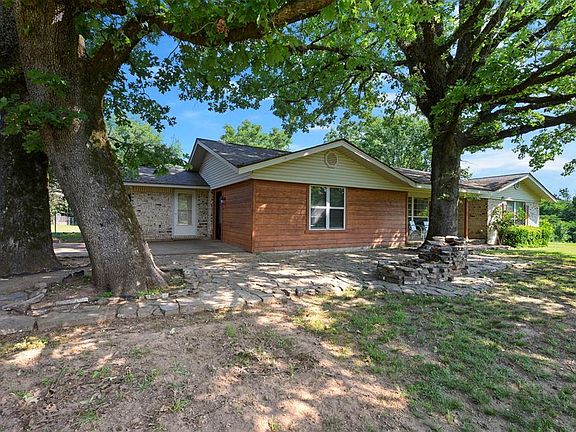 4th image of 555 Skipjack Rd