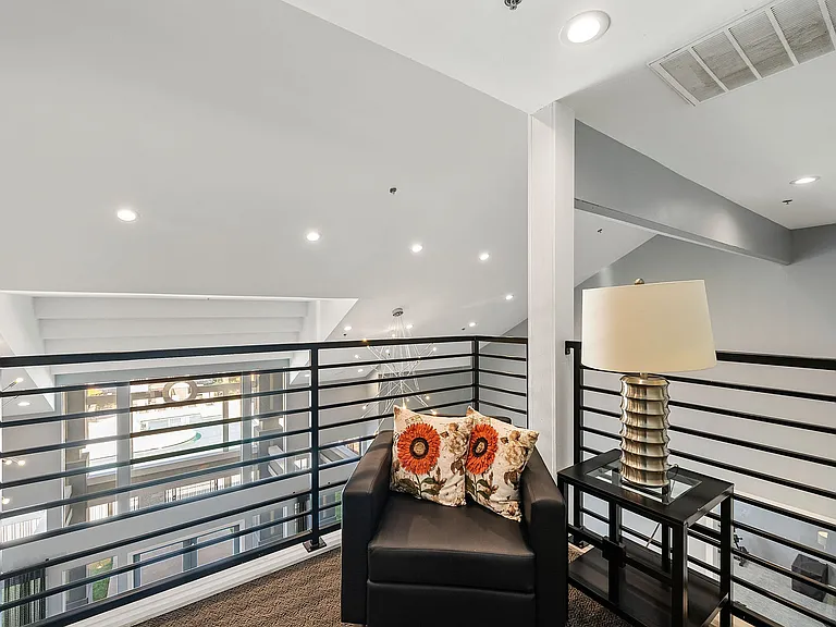 Concord Apartments — Photo 8