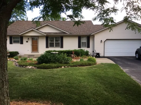 107 Mallard Ct, Sullivan, WI 53178