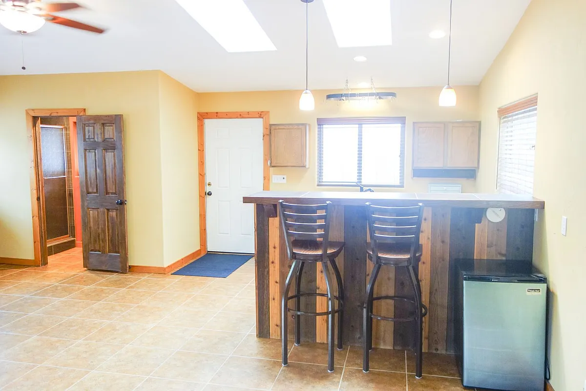 Building Photo - 330 Wilderness Drive