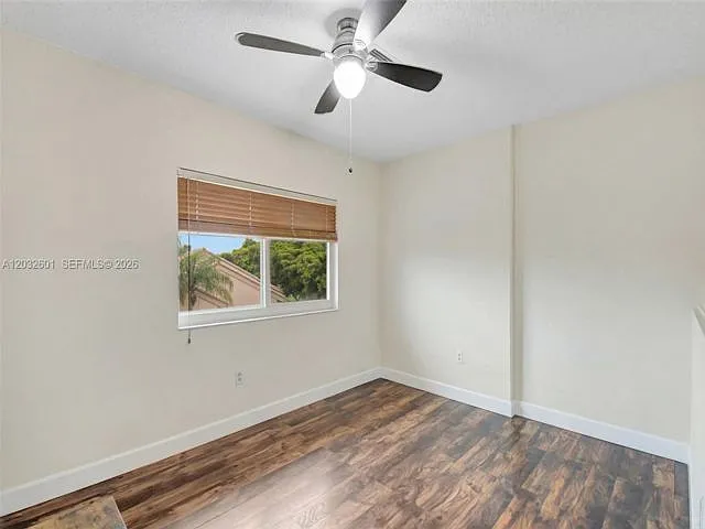 16339 Malibu Dr #22 — Photo 9