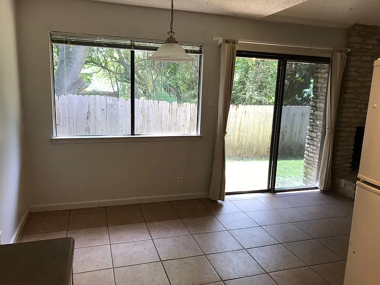 10405 Golden Meadow Dr #B — Photo 5