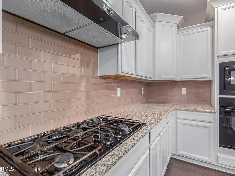 3954 E Turley St — Photo 17