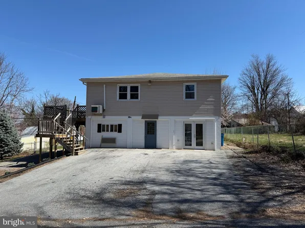 18 N C And P Ln #B, Smithsburg, MD 21783