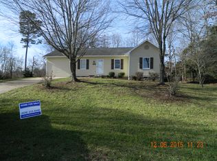 3185 Mount Carmel Ct, Hudson, NC 28638