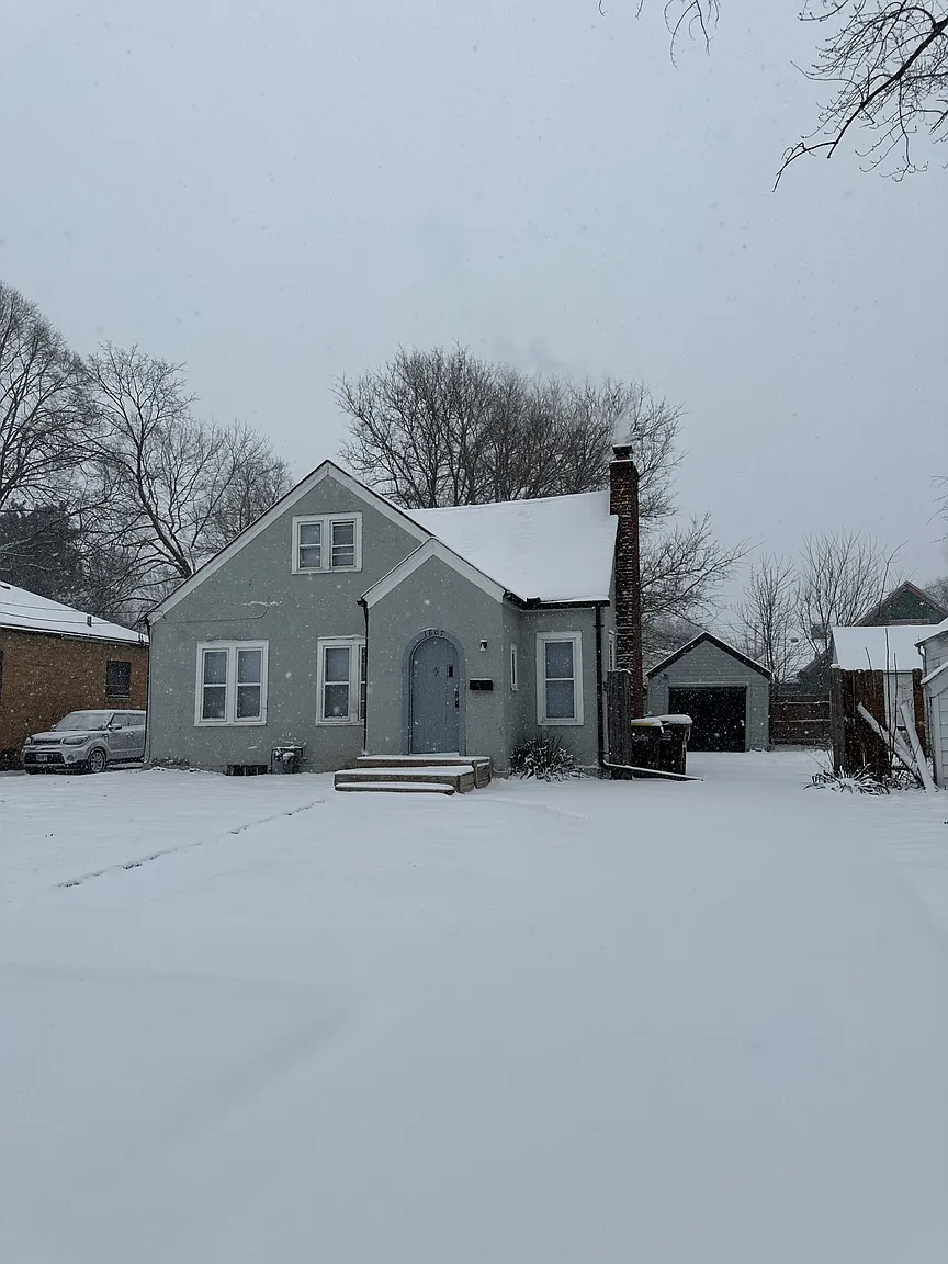 1807 Carney Ave photo 1