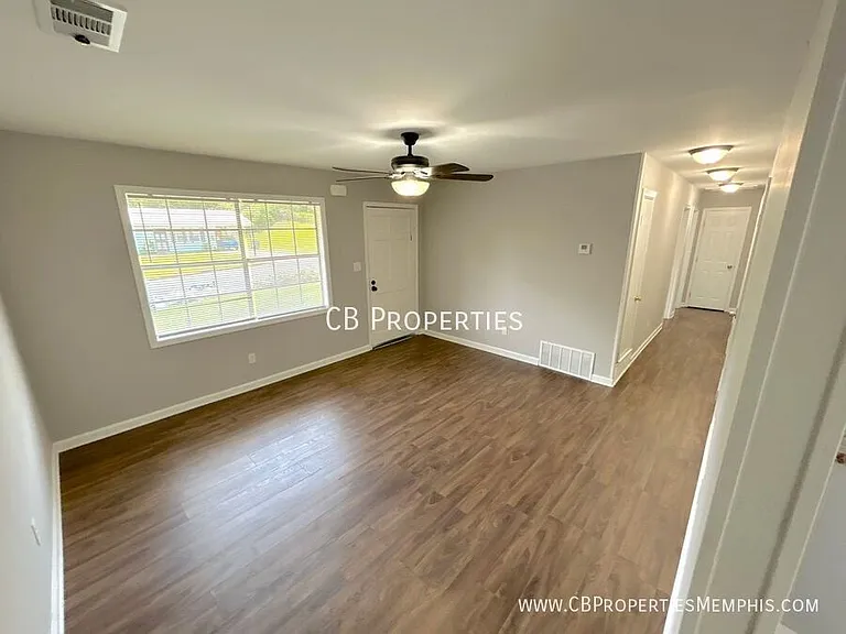 3825 Glenburee St — Photo 6