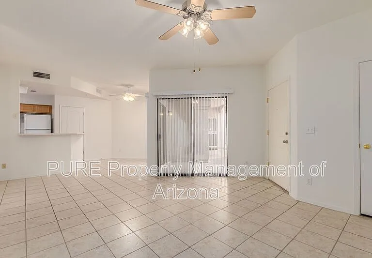 9151 W Greenway Rd #152 — Photo 6