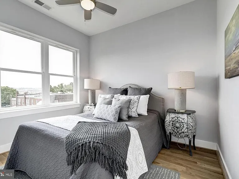 1512 K St SE #6 — Photo 5
