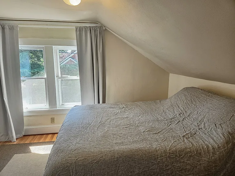 5805 NE 30th Ave — Photo 13