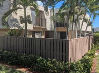 6823 68th Way, West Palm Beach, FL 33409