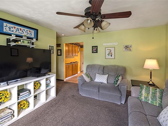 5th image of 4164 Emily St