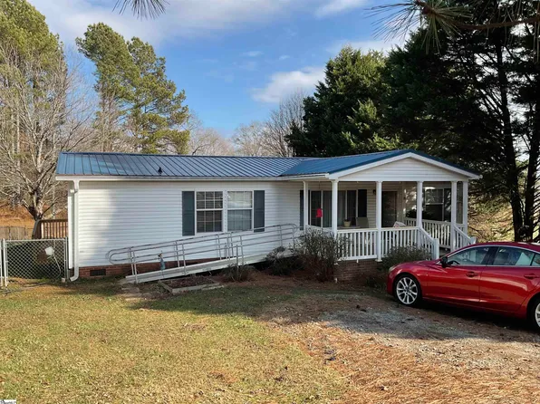 117 Bridgewater Rd, Pickens, SC 29671