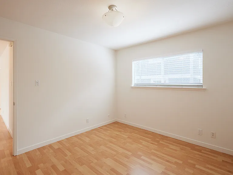 992 62nd St #4 — Photo 3