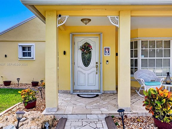 4th image of 15421 SW 144th Ct