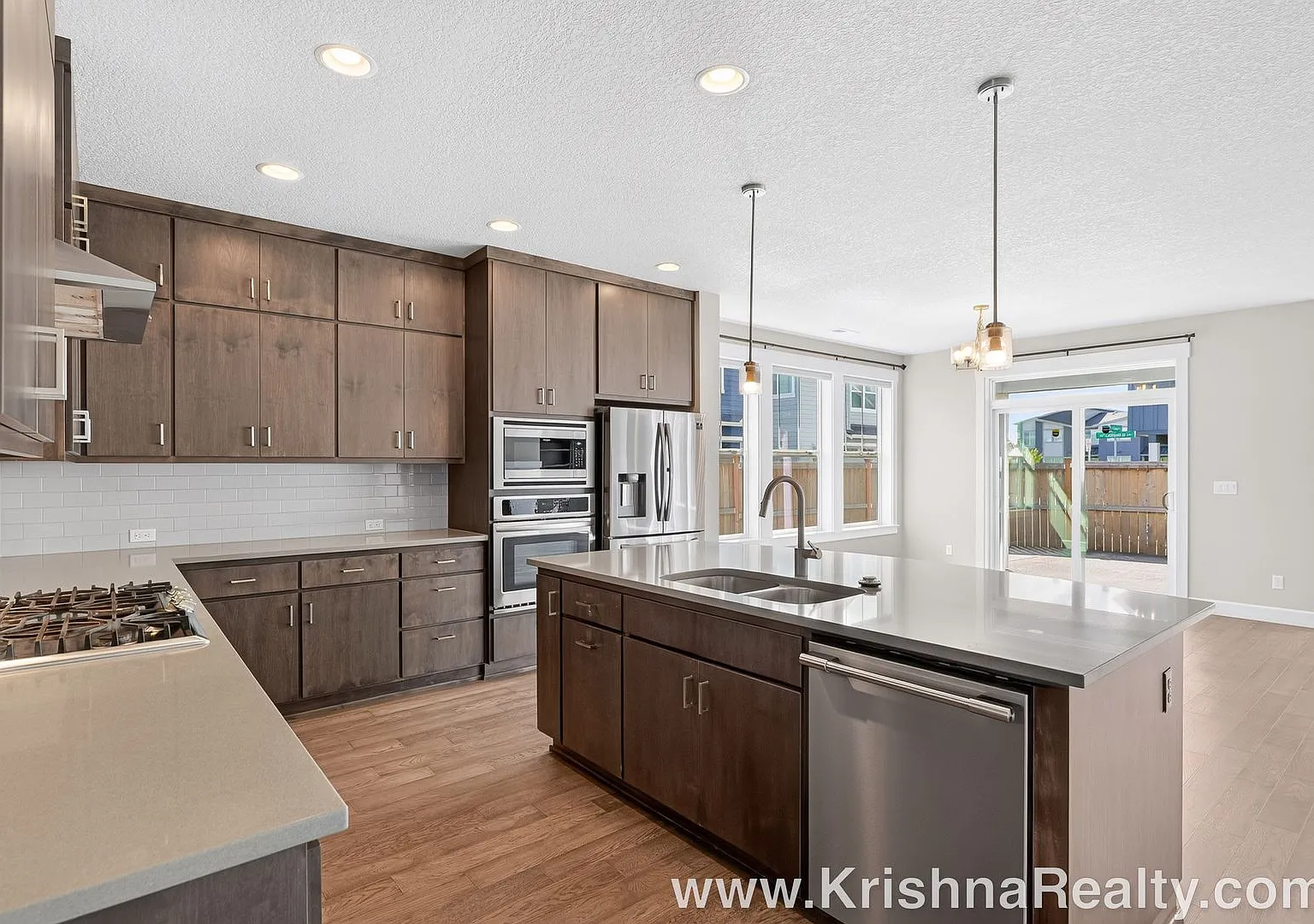 Gorgeous Reeds Crossing 4 BD | 2.5 BA | 3,057 sqft. Single Family Home | EV Charging Outlet | Loc... — Photo 3