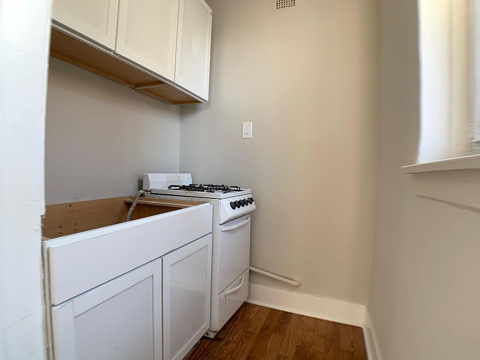 1st image of 6912 N Ashland Blvd #311