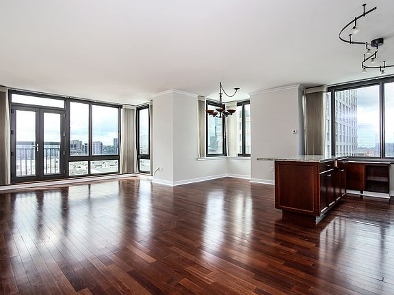 3rd image of 10 City Pl APT 11D