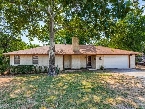 1515 Roberts Cut Off Rd, River Oaks, TX 76114