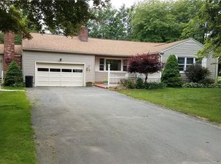 5 Caroline St, Ansonia, CT 06401