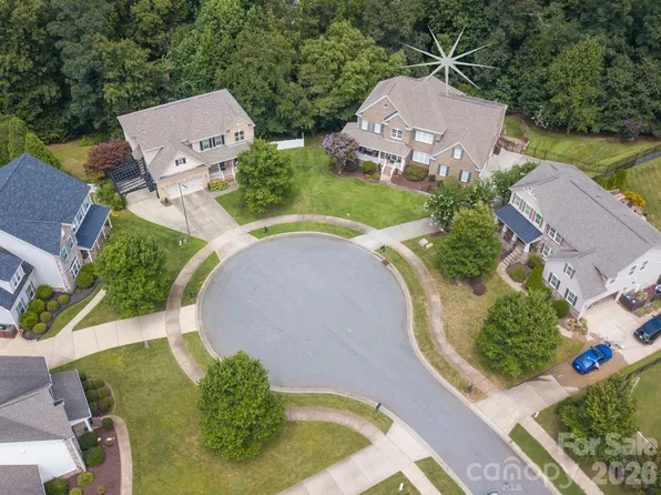 2652 Bedford Pl NW, Concord, NC 28027