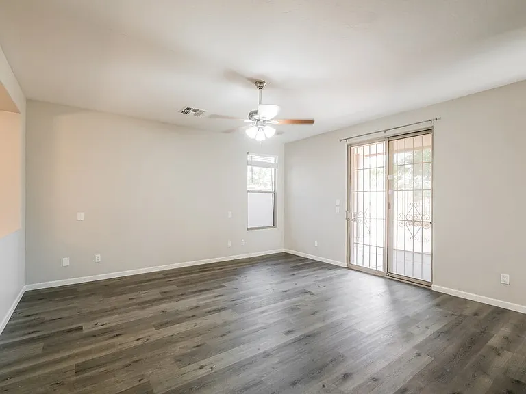 3117 W Saint Kateri Dr — Photo 4