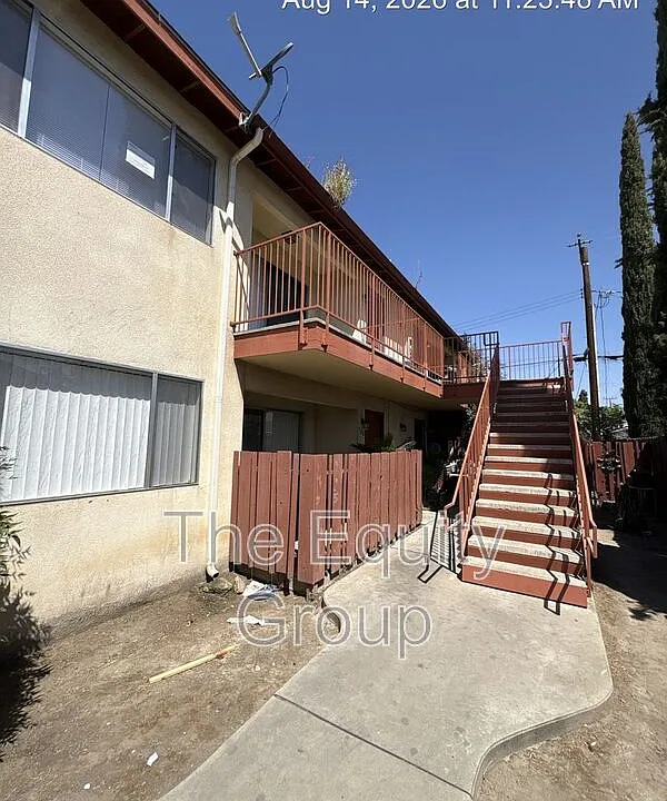 534 E Myrtle Ave