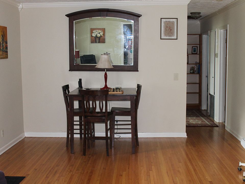 1st image of 145 Meadow Ave