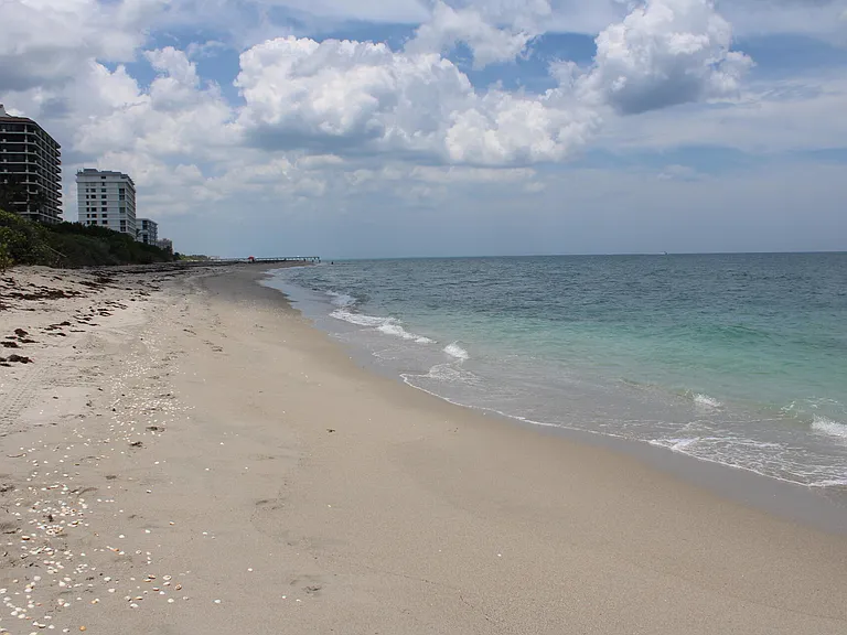 630 Ocean Dr #215 — Photo 16