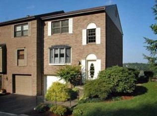 389 Nature Trail Ln, Murrysville, PA 15668