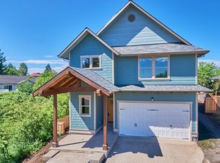 561 N Declaration Dr, Carlton, OR 97111