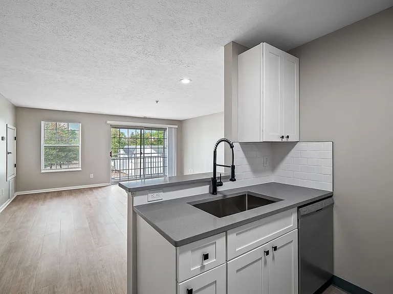 Cherry Tree Village Apartments — Photo 31