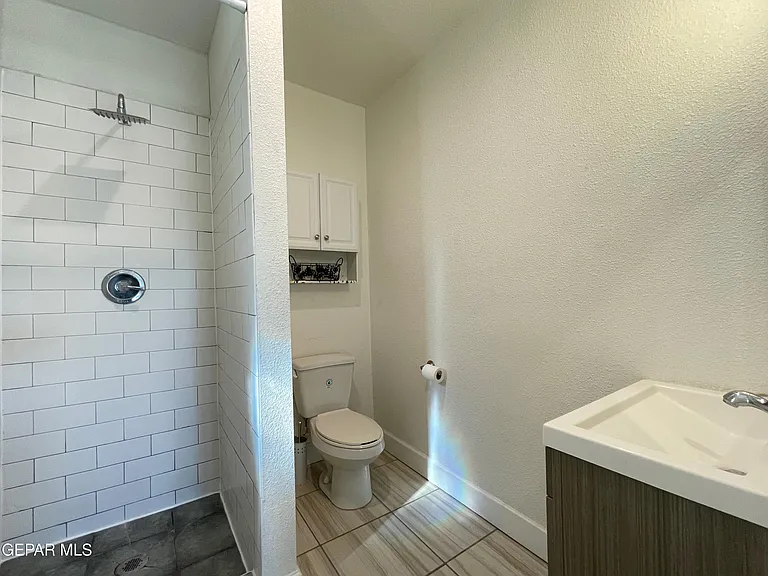 4415 Cumberland Ave — Photo 22