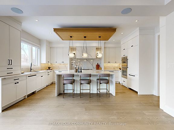 4th image of 97 Ranee Ave