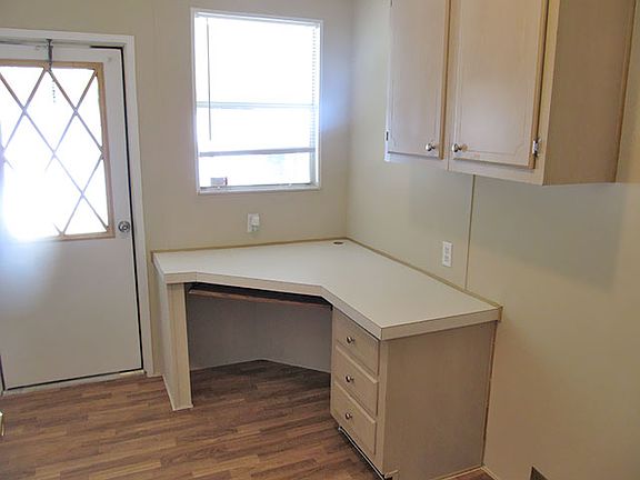 2nd image of 37 Bayberry Dr