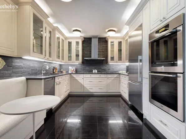 181 East 65th Street image 3 of 16