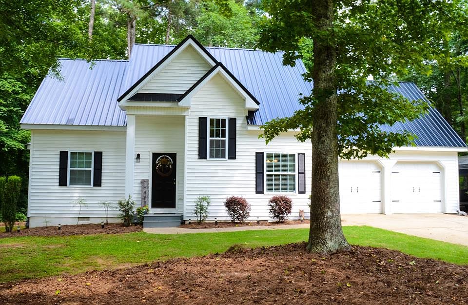 1st image of 17 Highland Dr