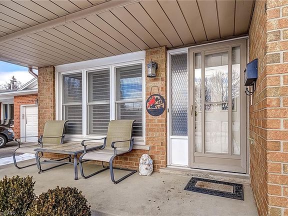 4th image of 2194 Donald Rd