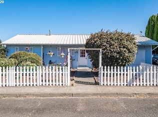 1353 SW Alexander Dr, Dallas, OR 97338