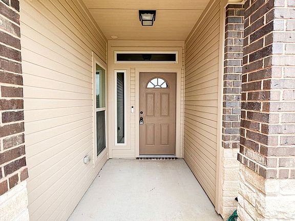 2nd image of 3805 Brookside Dr