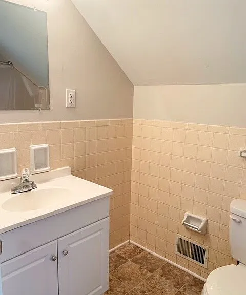 10307 Chris Dr — Photo 4