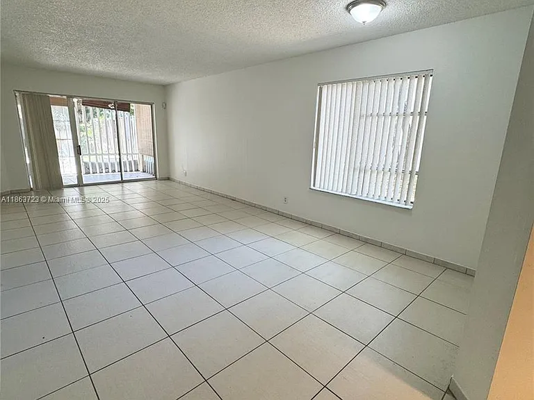 9500 SW 140th Ct #9500 — Photo 13