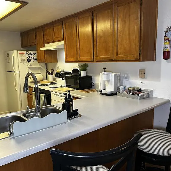 563 Primrose Dr — Photo 43
